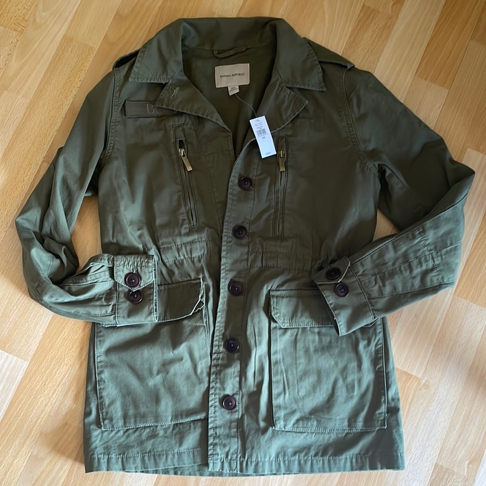 Banana Republic Cargo Coat. Probably a woman size small.
